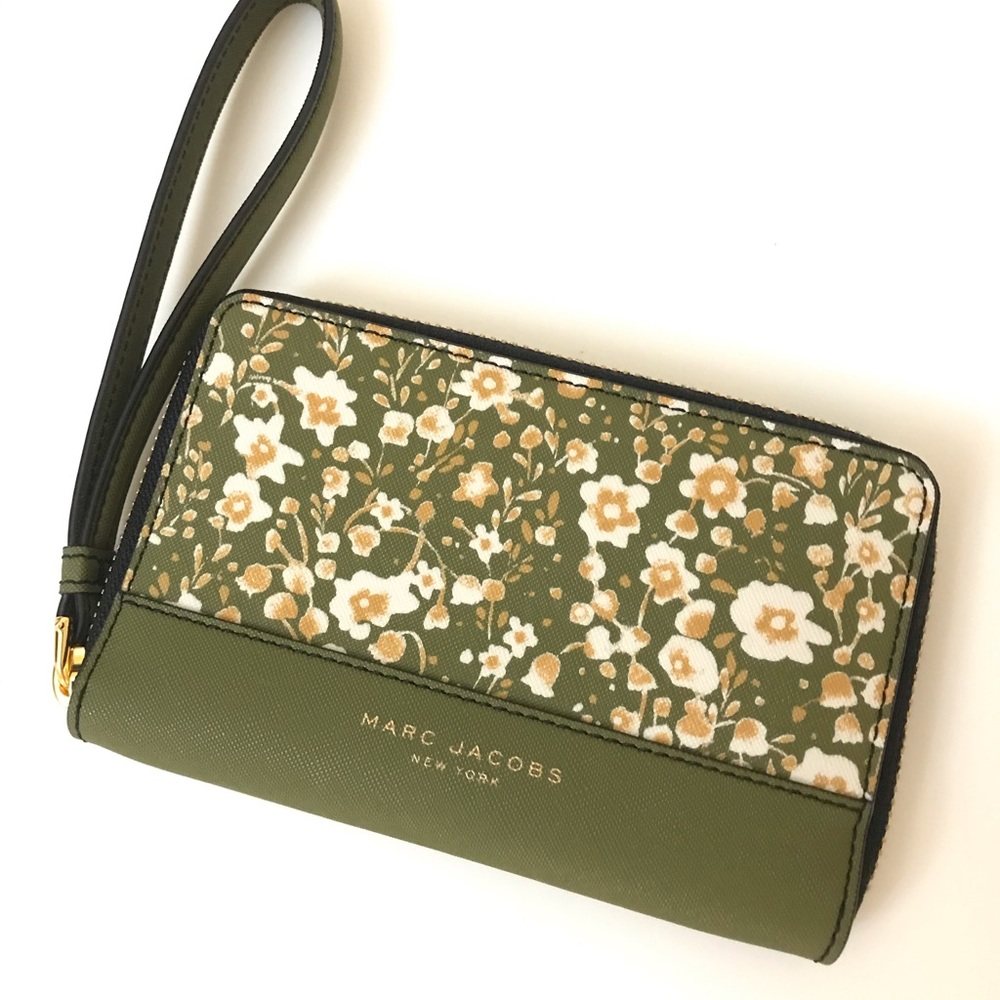 Marc Jacobs Floral Wristlet Wallet